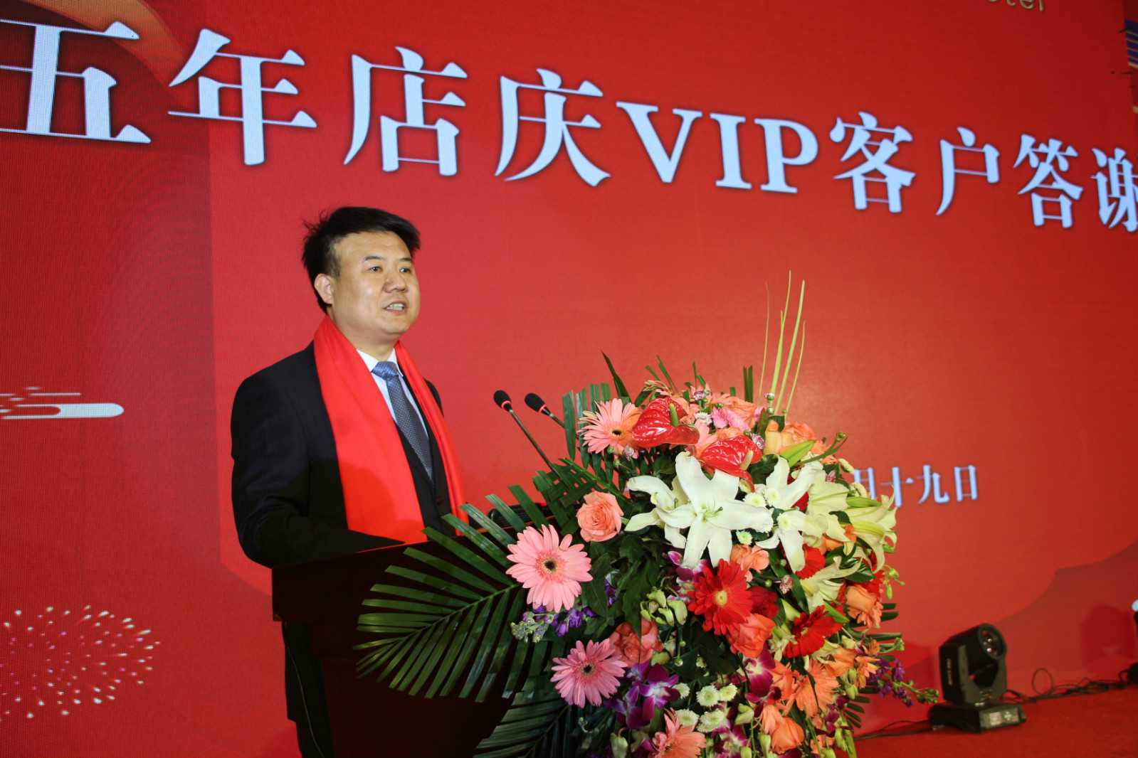 指南针：解析属鸡白羊座人的性格特点，用心计较，不如退步思量！