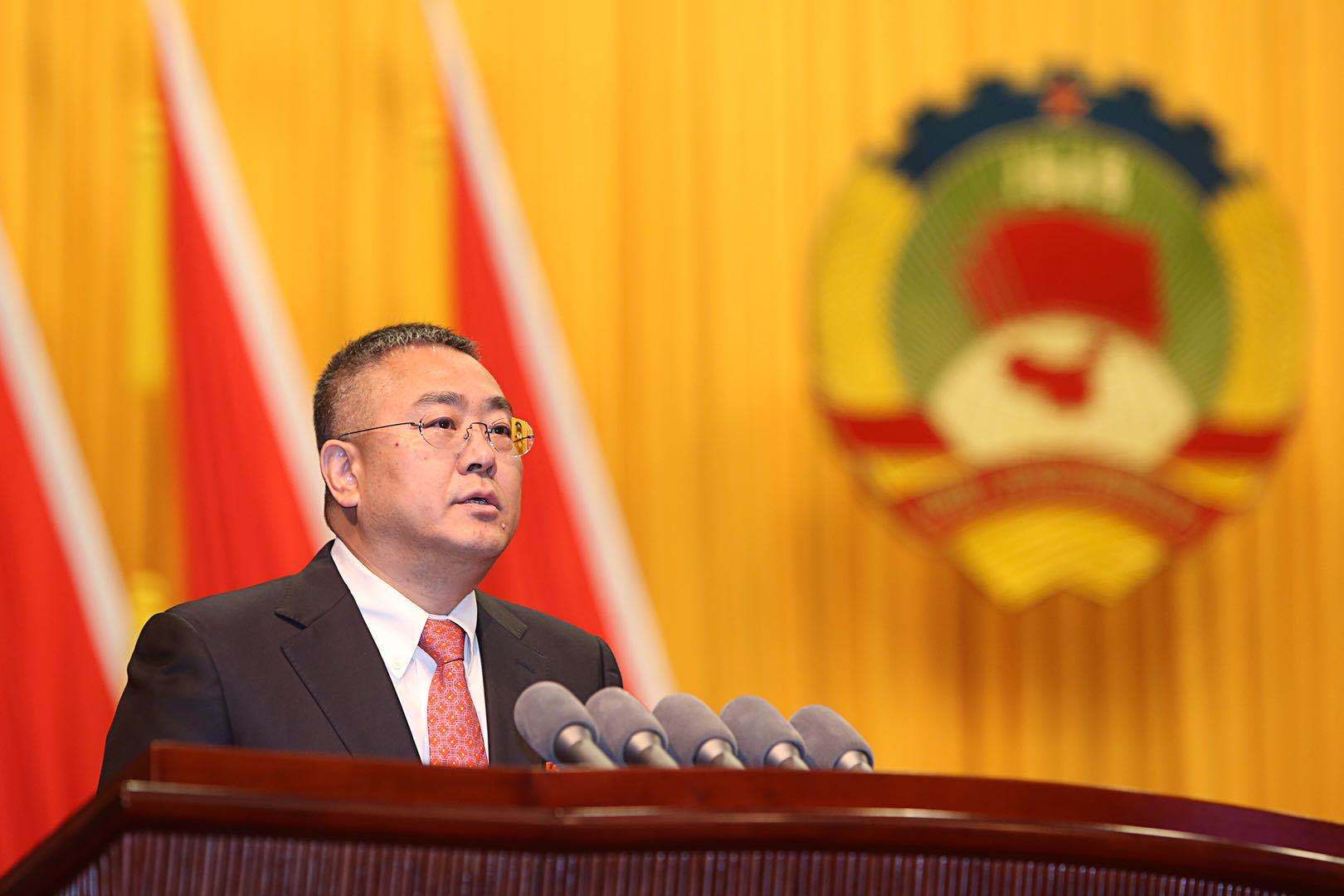 人过中年你的脸,就是你的风水!你的脸,藏着你一生的运气!