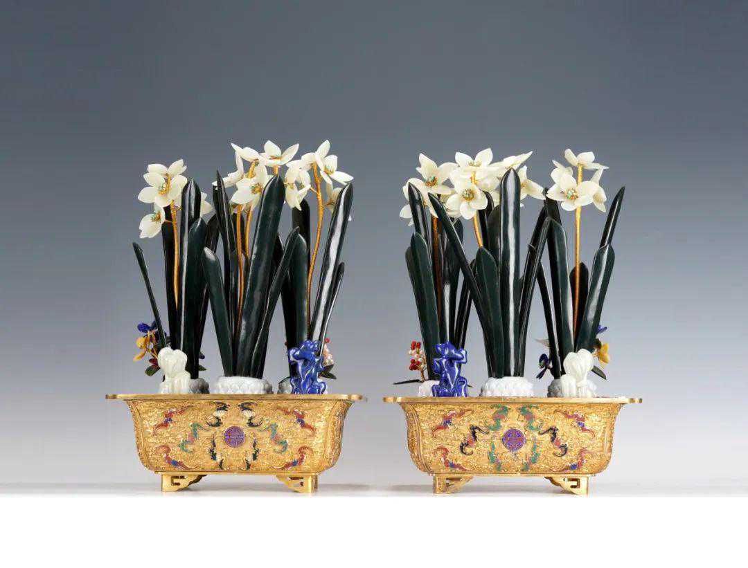 属猪的人4月运势：有人离开，是劫还是缘？