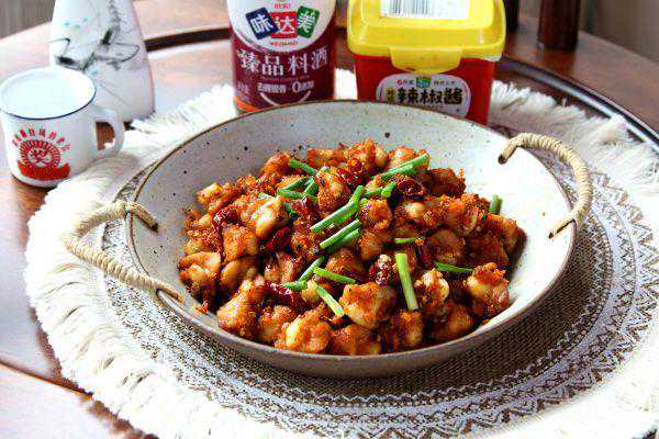 五月属鼠人如何延续历史中的 “逆袭基因”？