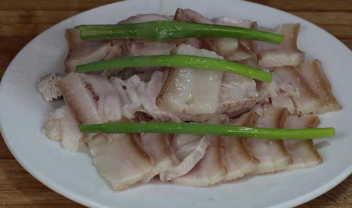 爱玩脸的年轻人，是一台现象级APP的生成器……